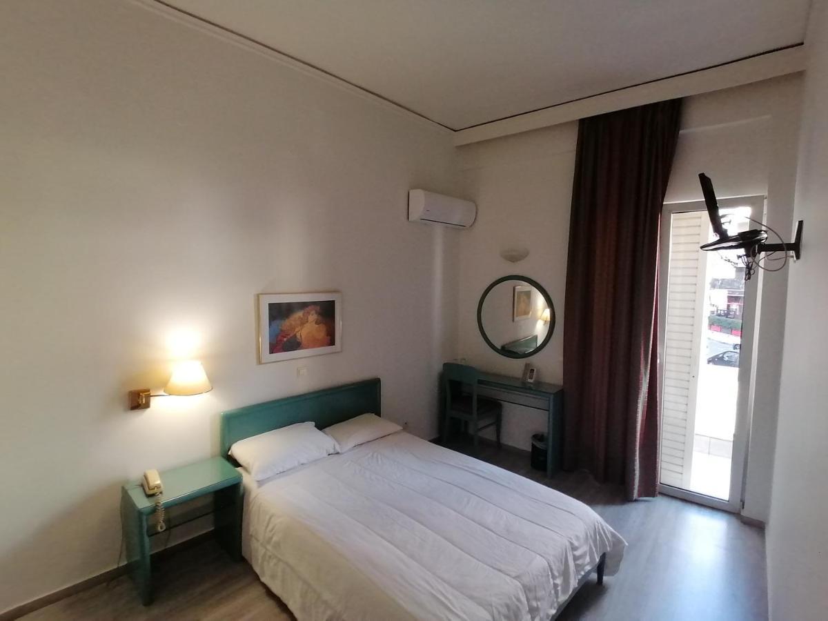 Hotel Galaxias Agrinio Eksteriør billede